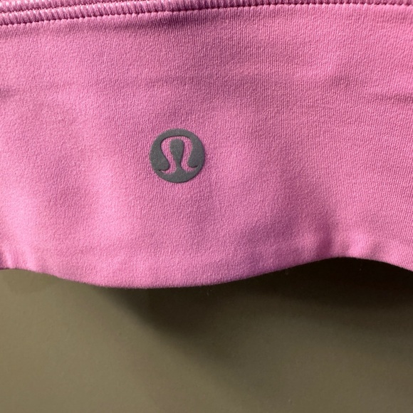 NWOT Lululemon Align™ V-Neck Bra
Light Support, A/B Cup, Dahlia Mauve - Picture 3 of 5